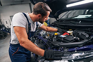 Oil Change in Denver, CO | Hotchkiss Auto Repair